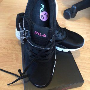 FILA Kids Sneaker Black with pink logo